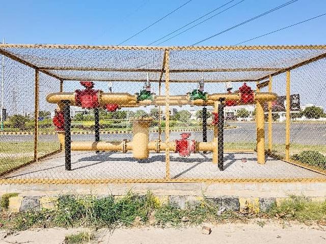 Plot No Near 527 80Feet Road Close To Park Non Possession