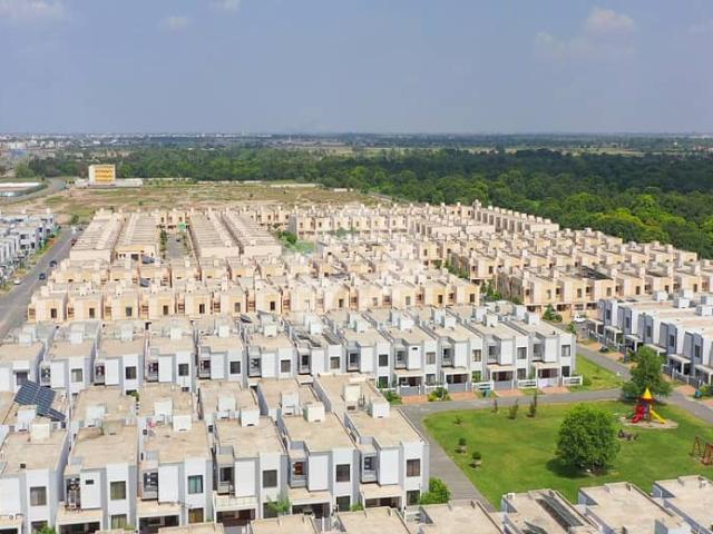 Plot # o 848 residential plot located in the best block of dha multan