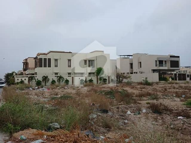 PLOT FOR SALE DHA Phase 8 Location: Street 34, OFF Khayaban e Shajar