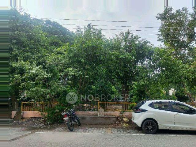 Plot For Sale In Mohan Meakin Society In Vasundhara