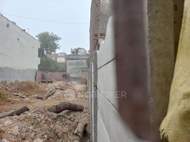 Plot For Sale In Bohra Public School