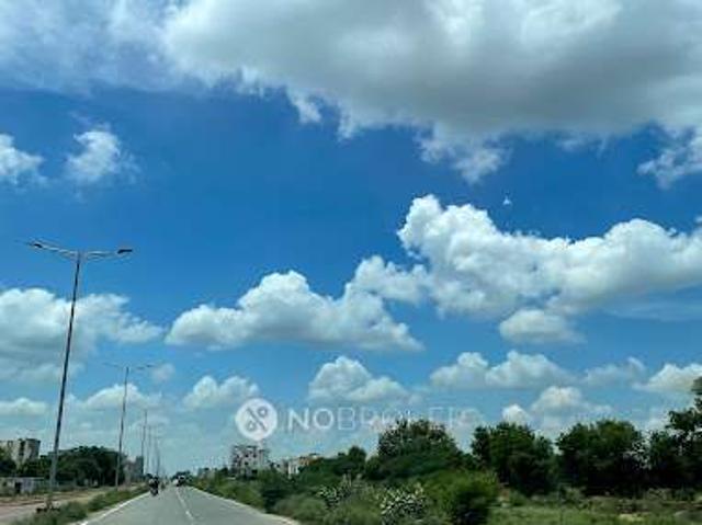 Plot For Sale In Bptp District Sector 84 In Sector 84