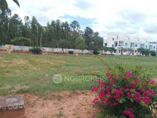 Plot For Sale In Esteem Misty Hills In Devanahalli