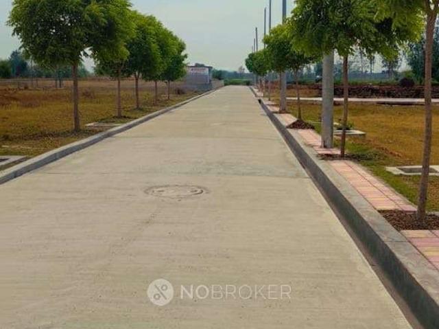 Plot For Sale In Greenlines In Sahibabad