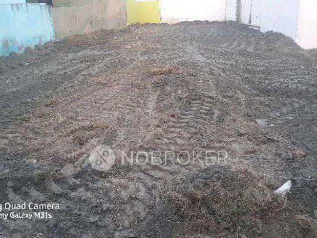 Plot For Sale In Hindu College