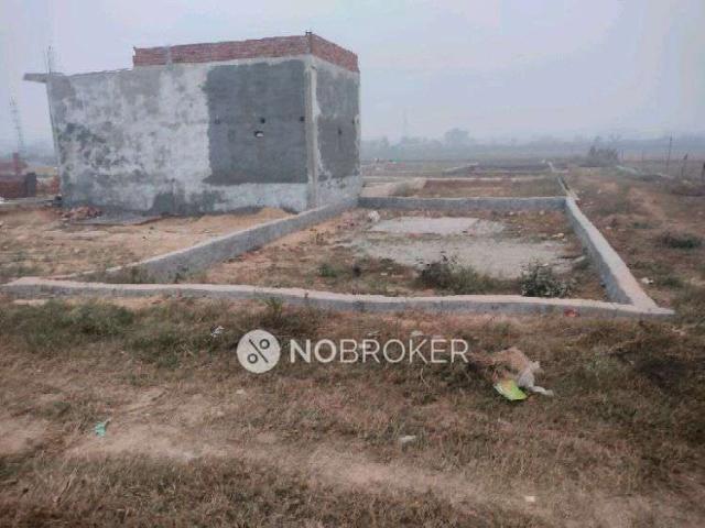 Plot For Sale In Knowledge Park V