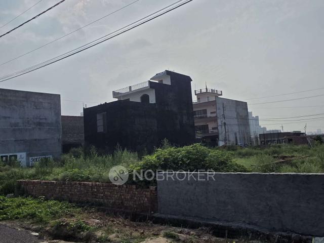 Plot For Sale In Roja Yakubpur