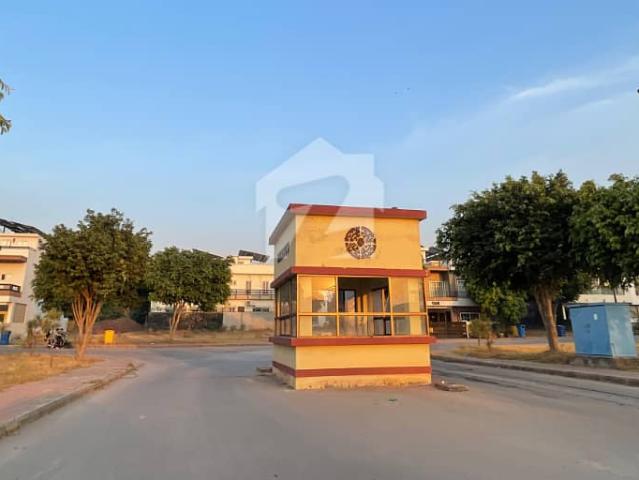 Plot For Sale In Sector G Reasonable Price Possession Utility Paid Near to Park Best Location For Living Bahria Enclave Islamabad