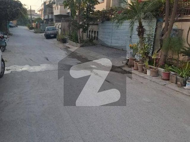 Plot For Sale In Soan Garden At Investor Price On Carpeted Road