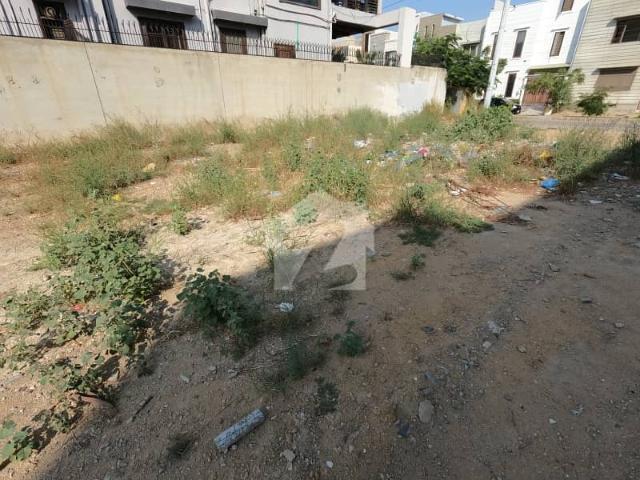 Plot for sale phase 8 dha karachi 1000 square yards well developed area, best for construction