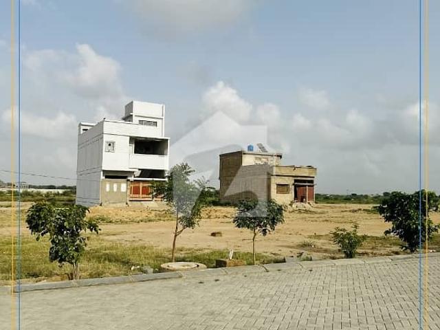Plot For Sale 160 SQ Yards Corner