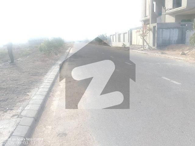 Plot For Sale 1000 Square Yards In Dha Phase 8
