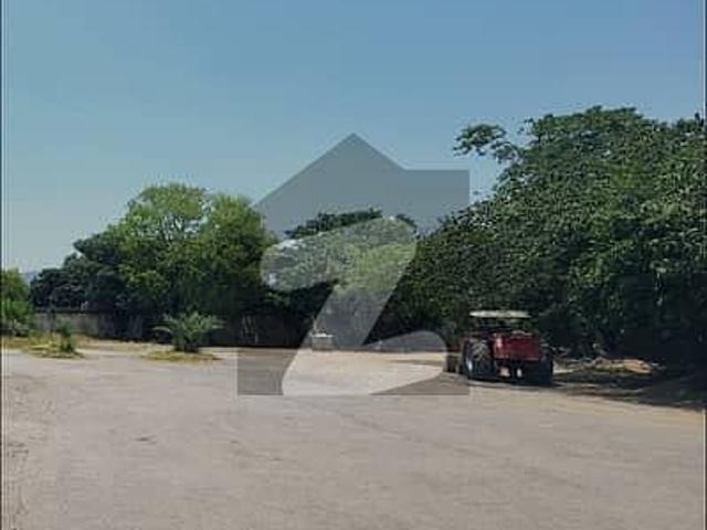 Plot Is Available For Sale In Bahria Town Phase 8 Block C