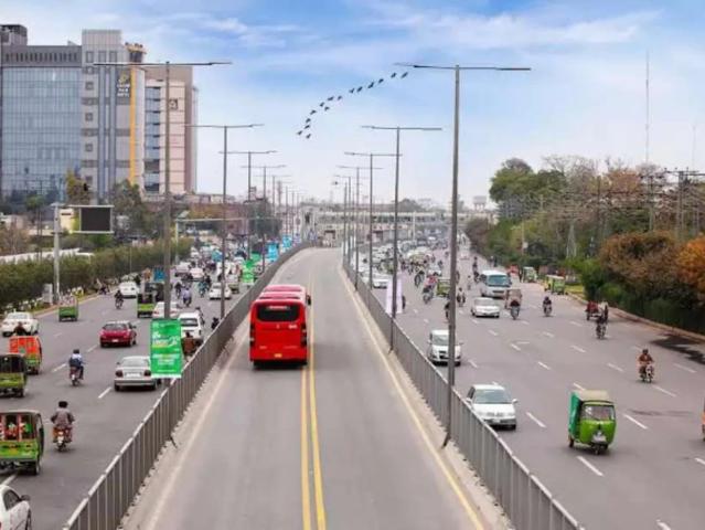 Plot s Main Ferozpur road only for investor Lahore Liaquatabad ID 54866