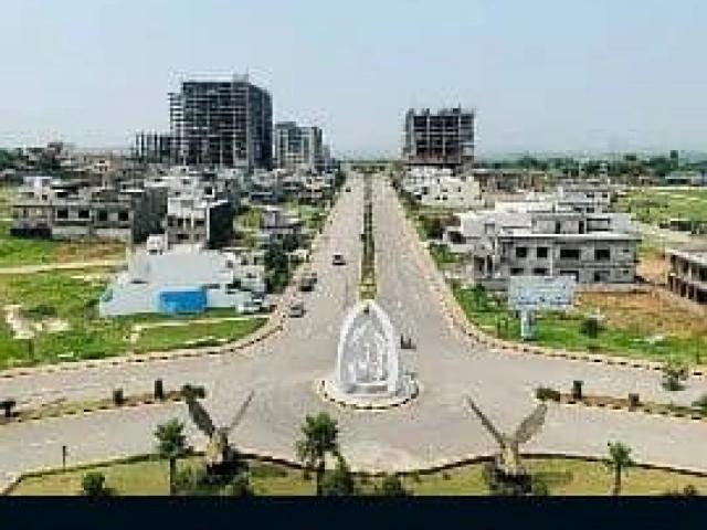 Plot sale urgent FT block C Islamabad FAISAL TOWN F 18 ID 80995
