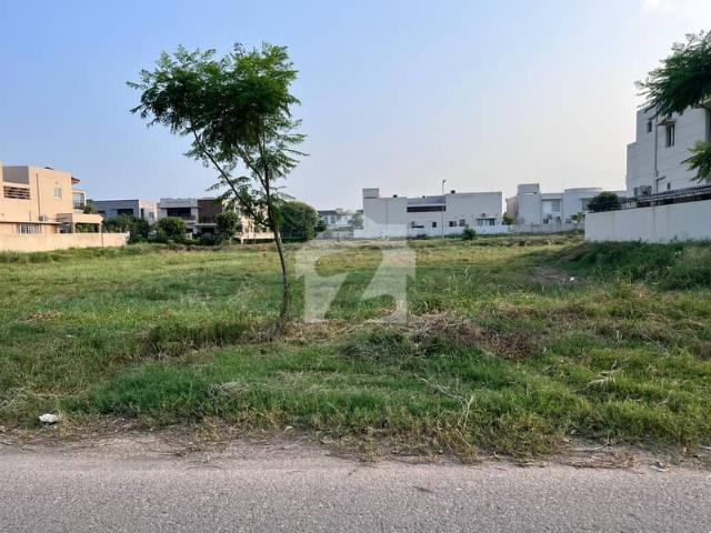 Plot y 2482 dha phase 7 block y for sale | exceptional 1 kanal residential land available in prime defence location