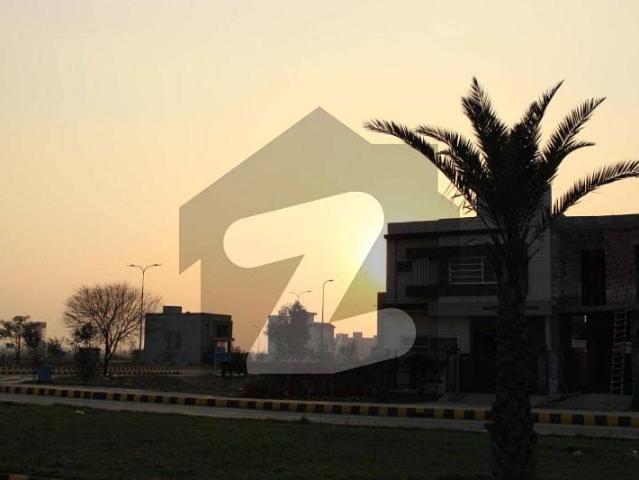 Plot # y 2832 residential plot located in the best block of dha lahore