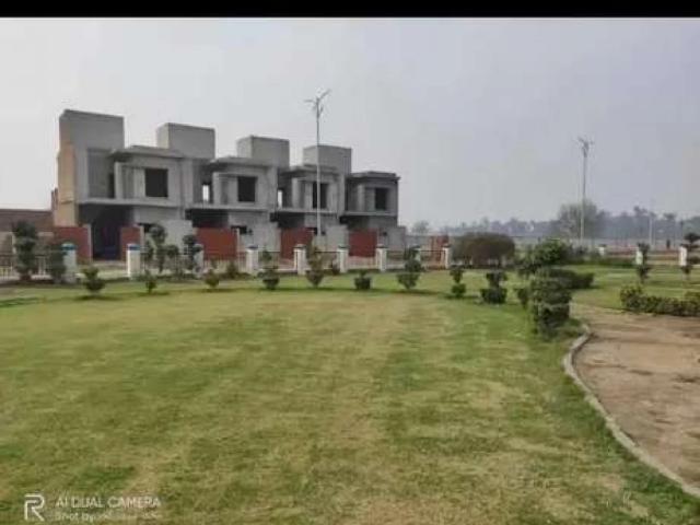 Plots Are Available in 5 year installment plan Faisalabad ID 62862