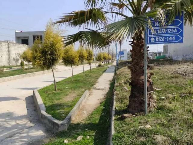 Plots for sale Islamabad Royal City ID 56137