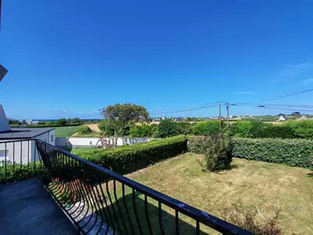 Plouescat 29430 Achat / Vente maison 7 pièces t7 au dernier étage terrasse