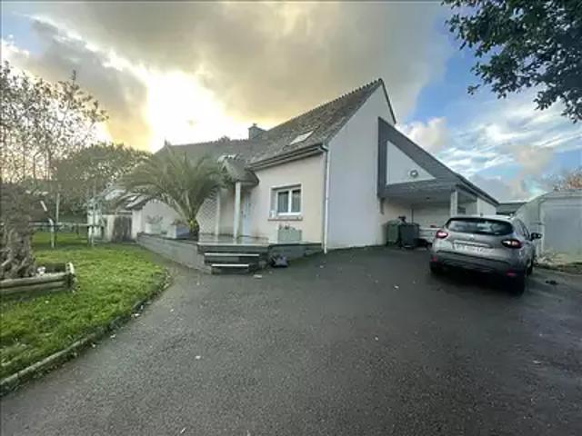 Plouvien 29860 Location maison 6 pièces t6 parking