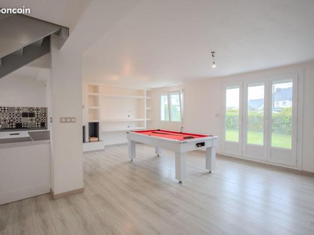 Plouzané – Maison familiale 4 chambres possible 5 avec studio indépendant – jardin et jacuzzi