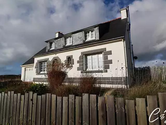 Plozévet 29710 Achat / Vente maison 5 pièces t5 parking