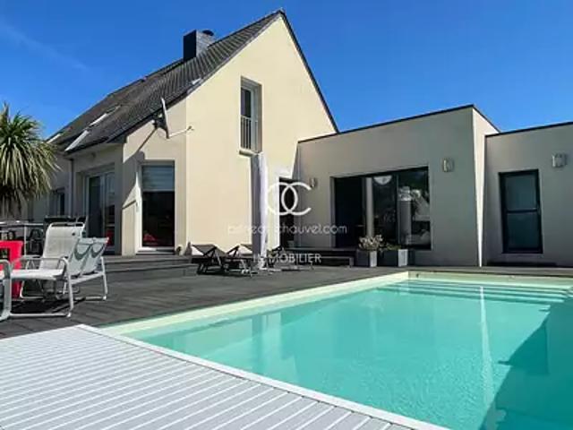 Ploeren 56880 Achat / Vente maison 6 pièces t6 au dernier étage piscine