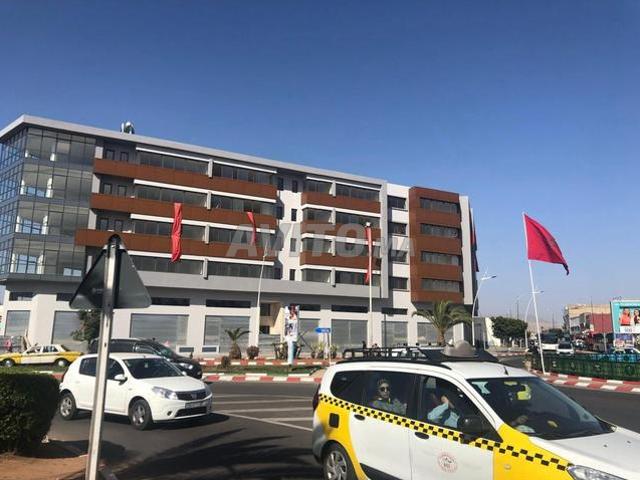 Plateau bureau 60 m² au centre d'affaires ALMOGGAR