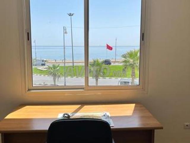 Plateau bureau vue sur mer