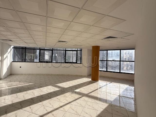 Plateau bureau de 60 m2 à la Ville Haute Kenitra