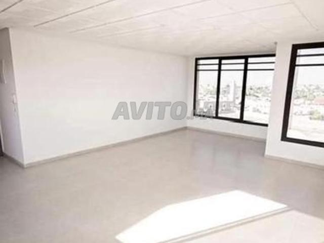 Plateau bureau rte Targa sur grand boulevard