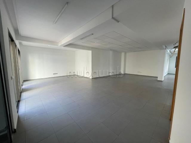 Plateau de bureau 140m2terrasse val fleury