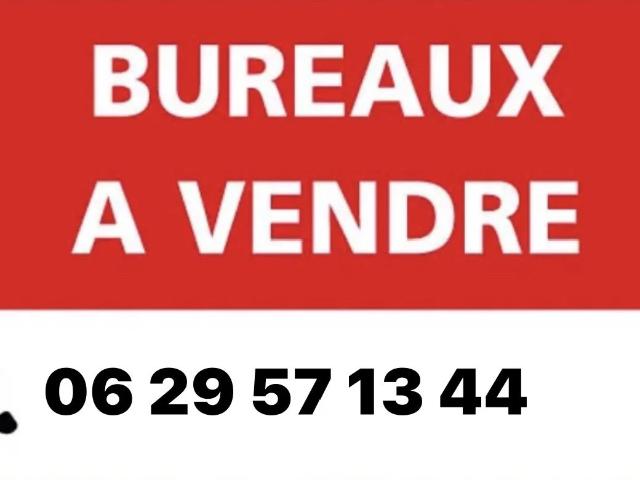 PLATEAU DE BUREAUX
