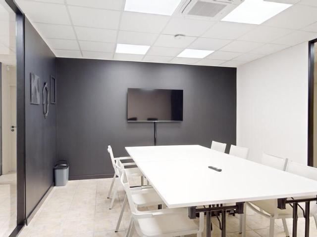 PLATEAU DE BUREAUX LOUES POUR INVESTISSEUR