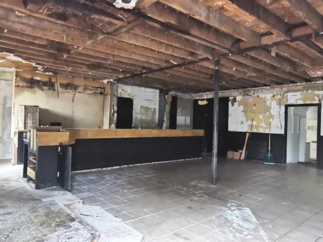 PLATEAU SAINT ETIENNE 140m² Saint Etienne