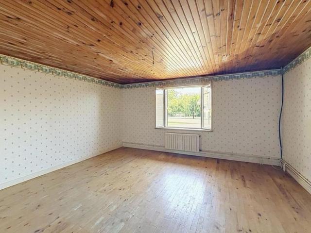 Plateau 108 m² à aménager avec terrasse