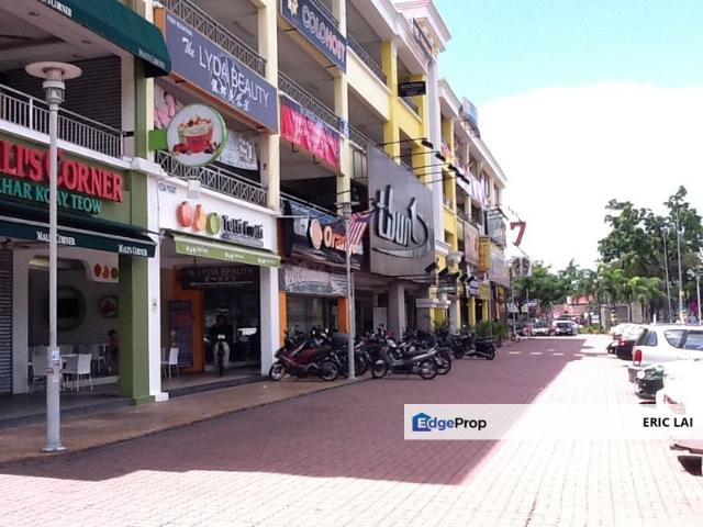 Platinum Walk