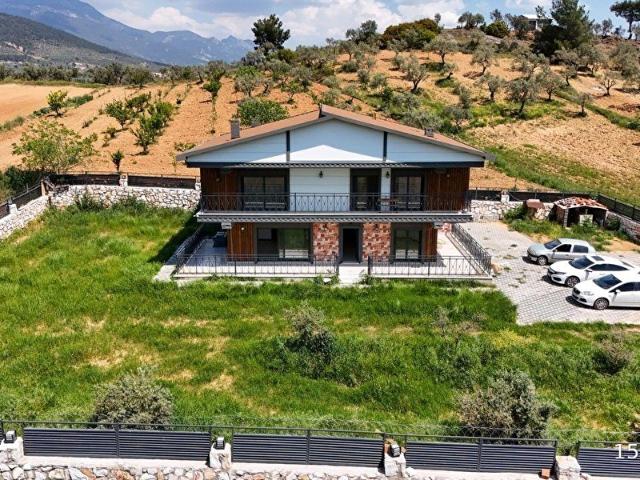 PLATINUM 'DAN TORBALI ÇAKIRBEYLİ SATILIK VİLLA