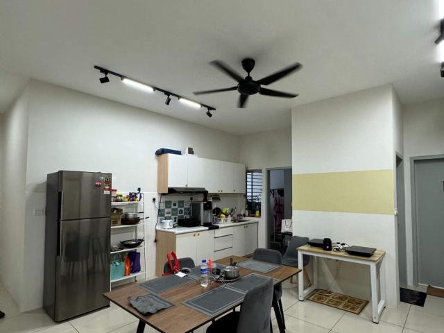 Platinum OUG @ Bukit Jalil – Master Room Private Bathroom