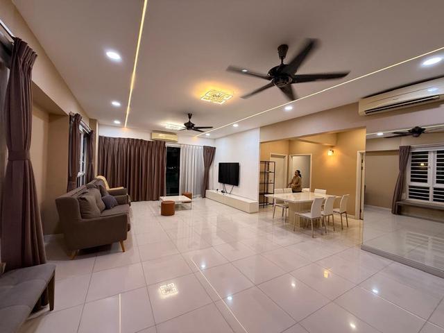 Platino Condo Gelugor High Floor Seaview Move In Condition
