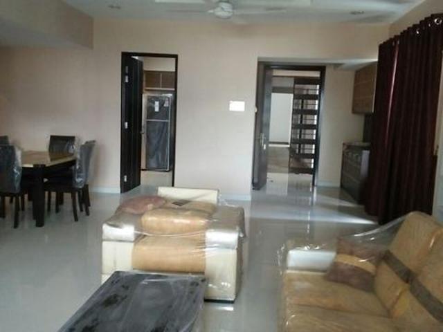 Platino for rent bu 1819sf