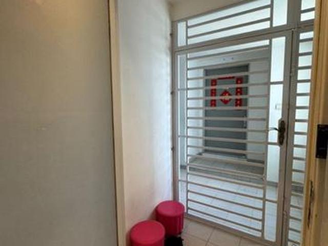 Platino Serviced Apartment apartment