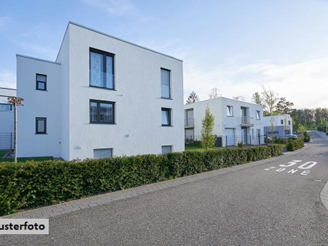 Platz für Alle! 2 Familienhaus nebst Wintergarten, Terrasse und Garten