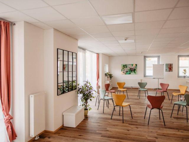 PLATZ FÜR DEIN NEUES BUSINESS GROSSZÜGIGE GEWERBEFLÄCHE IN PUCHENAU