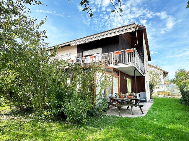 Platz für die ganze Familie als Ein oder auch Zweifamilienhaus nutzbar