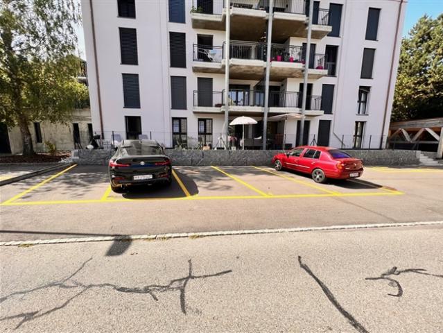 Parkplätze im Freien