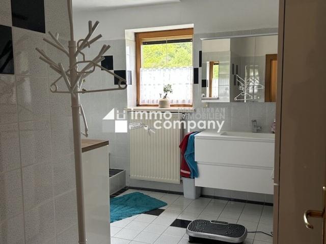 2 Häuser und 1 Pension. verwirklichen Sie Ihren Traum hier.