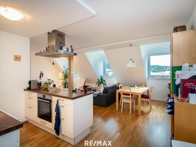 Platzwunder 4 Zimmer Wohnung viel Wohnraum für Ihre Familie