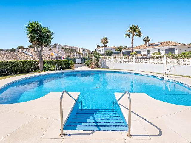 Playa, servicios a pie y vistas al mar 6 huéspedes 2 dormito. 66m² Mijas Costa